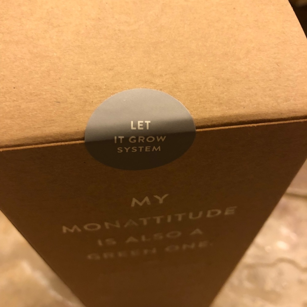 MONAT Let it Grow System - Picture 2 of 3